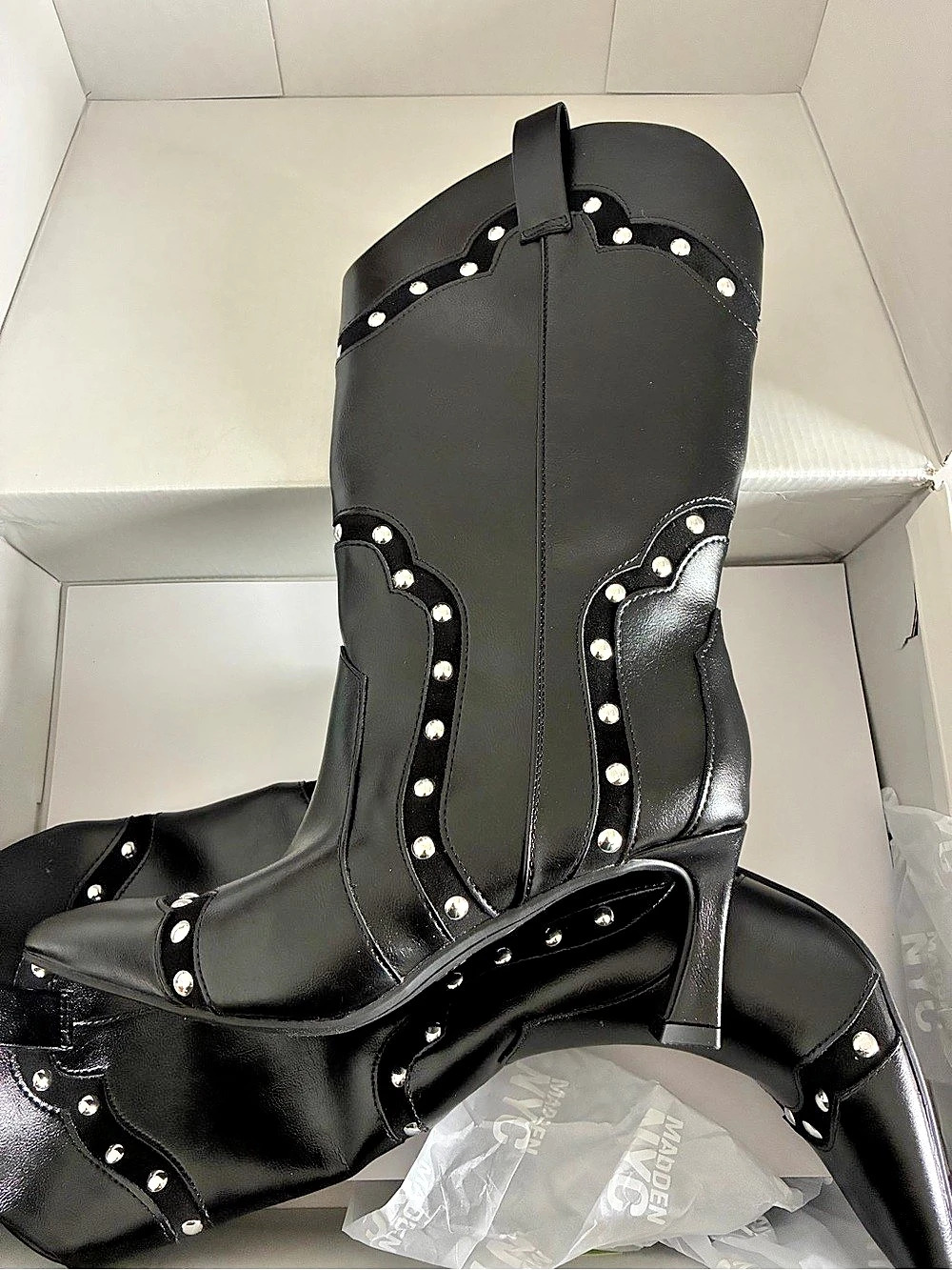 Madden NYC Women's Studded Heeled Western Boots Studded Pointed-Toe Heeled Boots